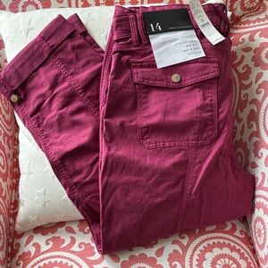 NWT WHBM Women's Straight Crop Mid-Rise Pret-A-Pedi Regular Pants Size 14